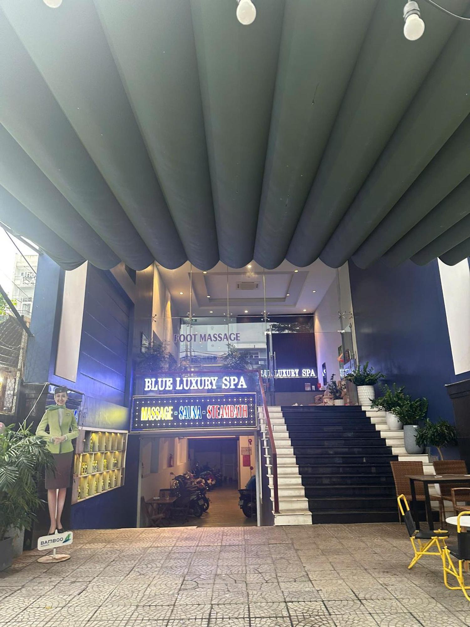 Blue Luxury Hotel Da Nang